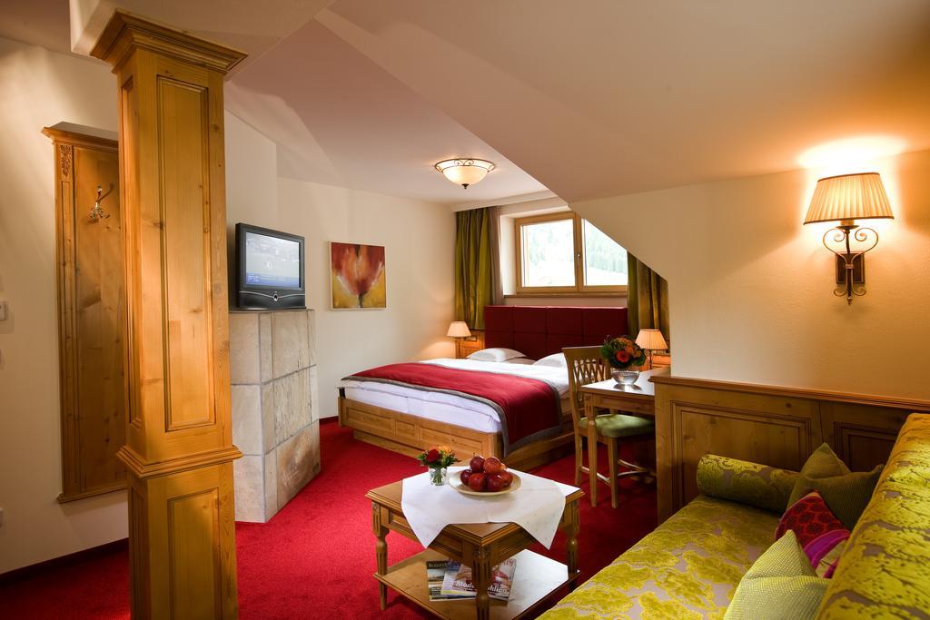 Hotel Auenhof Лех Экстерьер фото